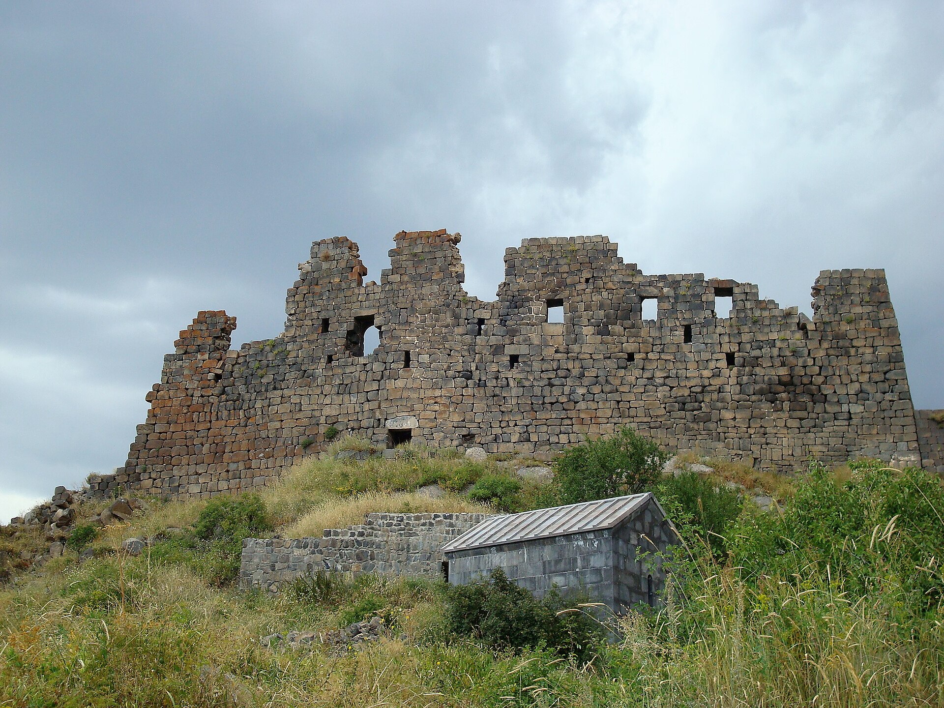 Արագած և Ամբերդ