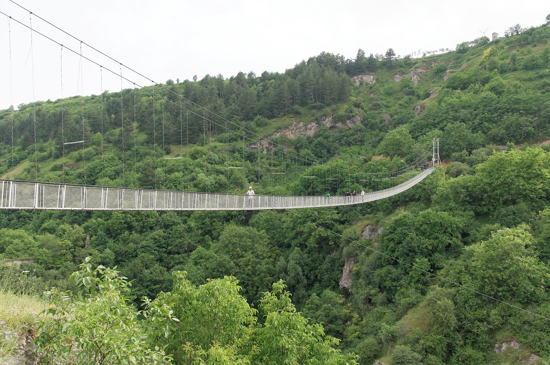 Խնձորեսկի քարանձավային քաղաք